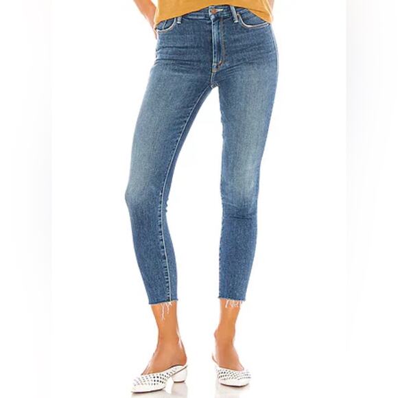 MOTHER Denim - MOTHER Women’s Sz 27 High Waisted Looker Ankle Fray in Big Sky